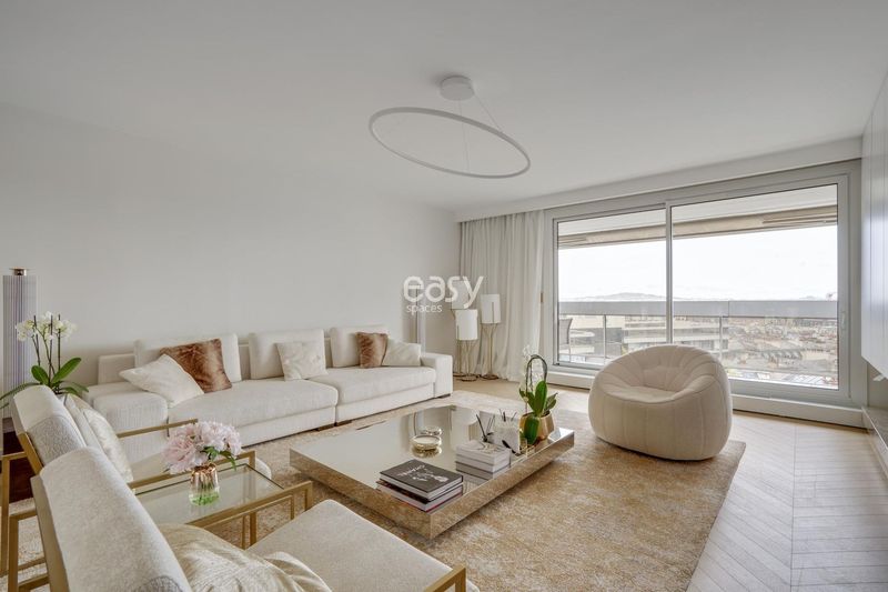 Apartment Available for Rent in Paris for Professional Photography and Shooting Sessions